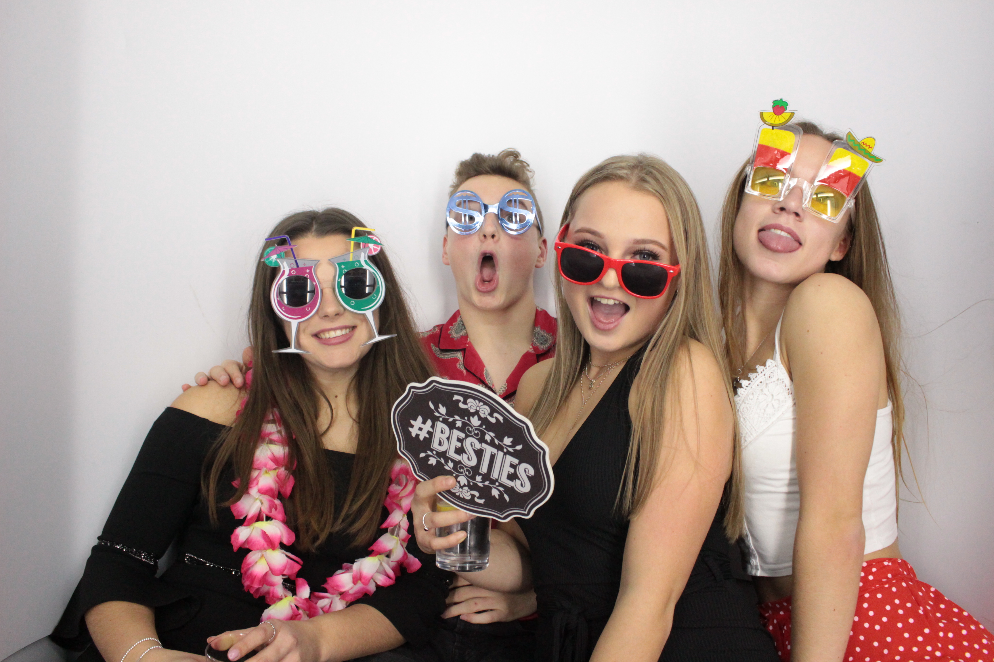 Lucy's 21st Birthday  | View more photos from the event at gallery.myphotoboothexperience.co.uk/u/MyPhotoBoothExperienceLtd/Lucys-21st-Birthday